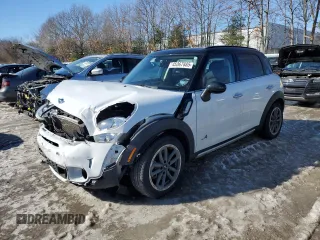 2016 MINI Countryman S with VIN WMWZC5C50GWP49355, listed as a Copart auction lot 45367885 with 38,533 mi miles and Salvage Title. Bid and sale history available at DreamBid. Image 1.