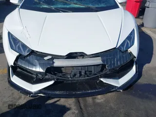 2015 Lamborghini Huracan z VIN ZHWUC1ZF8FLA03249, wystawiony jako IAAI lot #40731247 z przebiegiem 11 871 mil mil oraz . Historia ofert i sprzedaży dostępna na DreamBid. Obrazek 13.