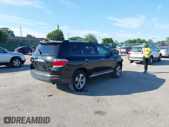 2012 Toyota Highlander Limited z VIN 5TDDK3EH2CS114949, wystawiony jako IAAI lot #42653088 z przebiegiem 133 231 mil mil oraz . Historia ofert i sprzedaży dostępna na DreamBid. Obrazek 4.