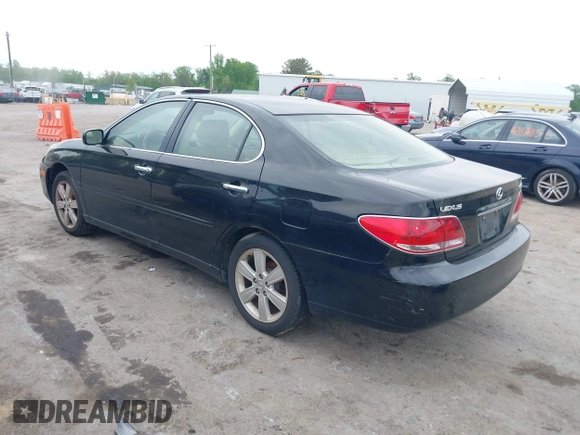 2005 Lexus ES 330 with VIN JTHBA30G655099467, listed as a IAAI auction lot 42095617 with 220,441 mi miles. Bid and sale history available at carsss.com. Image 3.