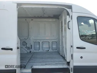 2018 Ford Transit с VIN 1FTYE1CM0JKA24152, выставлен на аукционе Copart как лот 44296215 с пробегом 65 243 миль миль и Чистый • Clean title. История ставок и продаж доступна на DreamBid. Изображение 11.