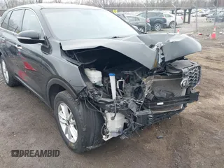 2019 Kia Sorento LX with VIN 5XYPG4A35KG491026, listed as a IAAI auction lot 41453463 with 129,709 mi miles. Bid and sale history available at carsss.com. Image 6.