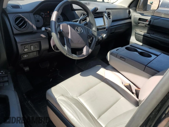 2017 Toyota Tundra SR с VIN 5TFUM5F1XHX073477, выставлен на аукционе Copart как лот 51618755 с пробегом 72 620 миль миль и Списание • Salvage title. История ставок и продаж доступна на DreamBid. Изображение 8.
