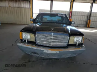 1986 Mercedes-Benz 560 with VIN WDBCA39D7GA259749, listed as a Copart auction lot 70691454 with 186,131 mi miles and Clean Title. Bid and sale history available at DreamBid. Image 5.