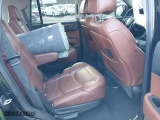 2019 Cadillac Escalade Luxury with VIN 1GYS4BKJ5KR354572, listed as a IAAI auction lot 41071039 with 98,256 mi miles. Bid and sale history available at carsss.com. Image 8.