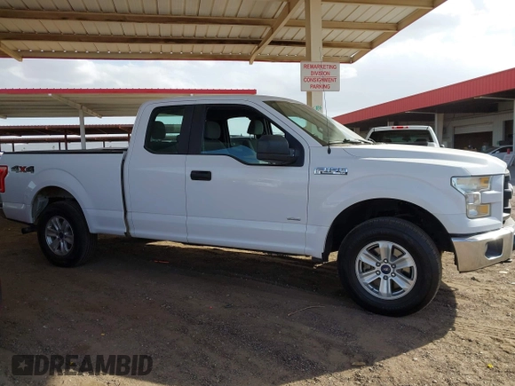 2016 Ford F-150 XLT with VIN 1FTEX1EP4GKE60872, listed as a IAAI auction lot 41944125 with 380,127 mi miles. Bid and sale history available at carsss.com. Image 13.