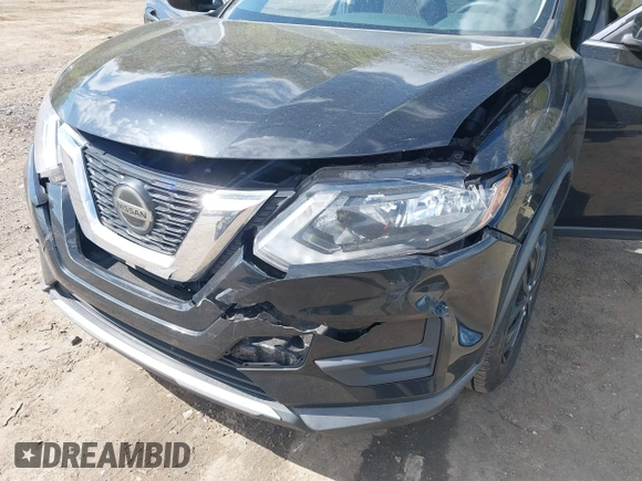 2018 Nissan Rogue SV with VIN KNMAT2MT2JP598306, listed as a IAAI auction lot 42044699 with 95,205 mi miles and . Bid and sale history available at carsss.com. Image 6.