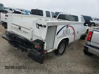 2016 Ford F-350 with VIN 1FDRF3G6XGEB70733, listed as a Copart auction lot 45679275 with 202,756 mi miles and Salvage title. Bid and sale history available at DreamBid. Image 3.