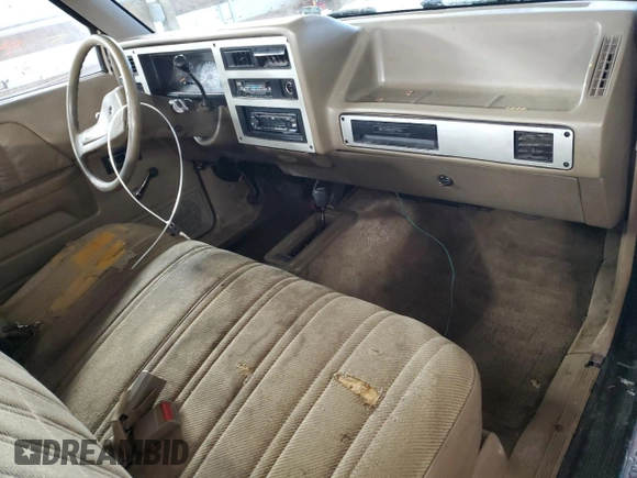 1990 Dodge Dakota with VIN 1B7GG26X9LS666745, listed as a Copart auction lot 44703175 with 121,682 mi miles and Salvage Title. Bid and sale history available at carsss.com. Image 8.