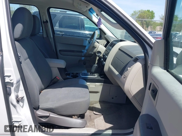 2009 Ford Escape XLS with VIN 1FMCU02759KD02022, listed as a IAAI auction lot 42228347 with 258,533 mi miles and . Bid and sale history available at DreamBid. Image 5.