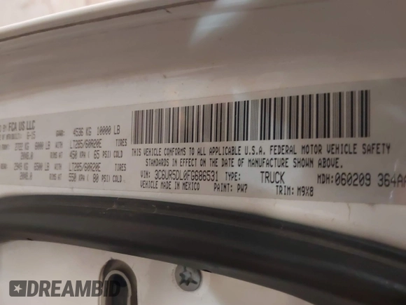 2015 Ram 2500 SLT with VIN 3C6UR5DL0FG686531, listed as a IAAI auction lot 41578746 with 201,706 mi miles. Bid and sale history available at carsss.com. Image 9.