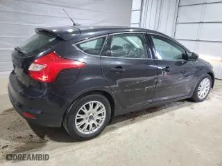 2012 Ford Focus SE with VIN 1FAHP3K22CL437022, listed as a Copart auction lot 47859715 with 101,274 mi miles and Salvage Title. Bid and sale history available at carsss.com. Image 3.