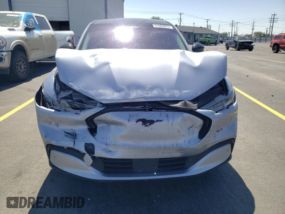 2022 Ford Mustang Mach-E Premium with VIN 3FMTK3SU4NMA11494, listed as a Copart auction lot 61605875 with 23,879 mi miles and Salvage title. Bid and sale history available at DreamBid. Image 5.