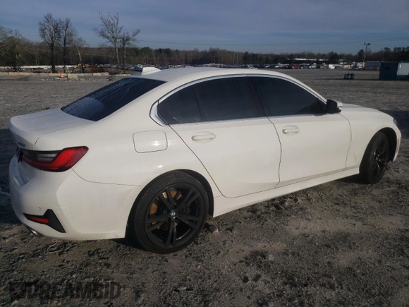 2020 BMW 3 Series 330i with VIN 3MW5R1J01L8B18534, listed as a Copart auction lot 86664364 with 44,007 mi miles and Salvage Title. Bid and sale history available at carsss.com. Image 3.