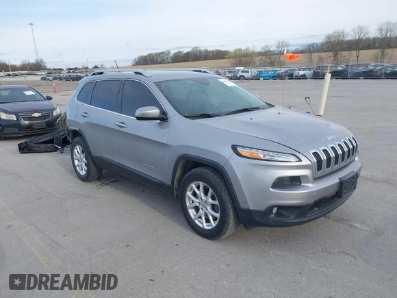 2014 Jeep Cherokee Latitude z VIN 1C4PJMCS8EW230213, wystawiony jako IAAI lot #42011183 z przebiegiem 133 299 mil mil oraz . Historia ofert i sprzedaży dostępna na DreamBid. Obrazek 1.