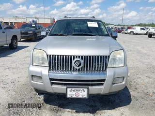 2009 Mercury Mountaineer Premier with VIN 4M2EU38E49UJ02638, listed as a IAAI auction lot 42017692 with 277,374 mi miles and . Bid and sale history available at DreamBid. Image 6.