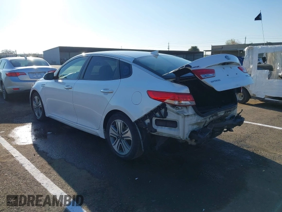 2017 Kia Optima EX with VIN KNAGU4LE8H5017318, listed as a IAAI auction lot 41885802 with 104,797 mi miles and . Bid and sale history available at DreamBid. Image 3.