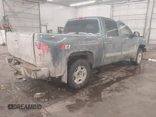 2009 Chevrolet Silverado 1500 LT with VIN 3GCEK23369G288634, listed as a IAAI auction lot 41636223 with 181,783 mi miles and . Bid and sale history available at DreamBid. Image 4.