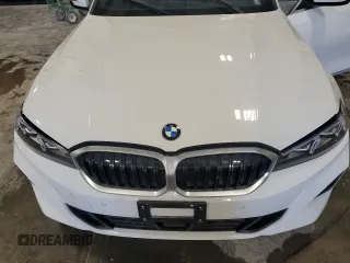 2025 BMW 3 Series 330i xDrive with VIN 3MW89CW07S8F01605, listed as a Copart auction lot 54503765 with 12,443 mi miles and Clean Title. Bid and sale history available at carsss.com. Image 11.
