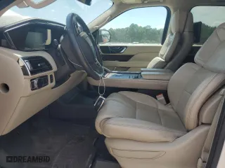 2019 Lincoln Navigator L Reserve with VIN 5LMJJ3LT6KEL07874, listed as a Copart auction lot 63613023 with 82,077 mi miles. Bid and sale history available at carsss.com. Image 7.