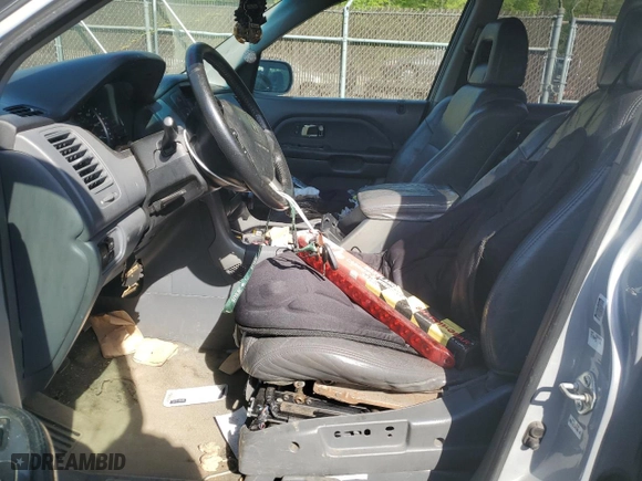 2003 Honda Pilot EX with VIN 2HKYF18633H602527, listed as a Copart auction lot 53622465 with 254,281 mi miles and Salvage Title. Bid and sale history available at carsss.com. Image 7.