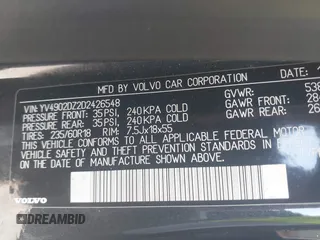 2013 Volvo XC60 T6 with VIN YV4902DZ2D2426548, listed as a IAAI auction lot 42063897 with 86,129 mi miles. Bid and sale history available at carsss.com. Image 9.