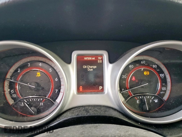 2015 Dodge Journey SE z VIN 3C4PDCAB5FT659370, wystawiony jako Copart lot #60314995 z przebiegiem 197 230 mil mil oraz Czysty tytuł • Clean title. Historia ofert i sprzedaży dostępna na DreamBid. Obrazek 9.