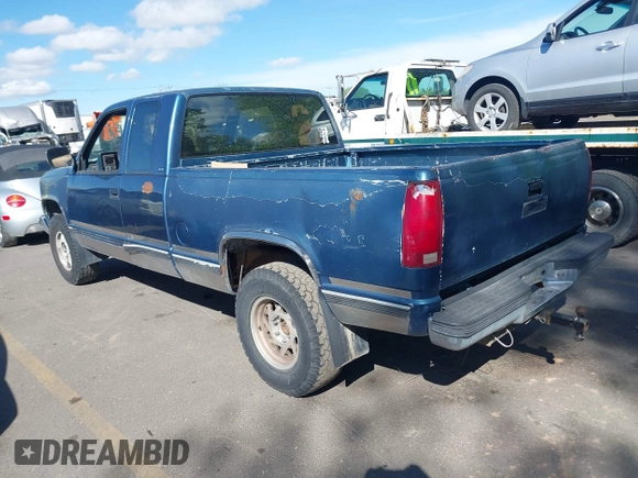 1992 GMC Sierra 1500 z VIN 2GTEK19K1N1520018, wystawiony jako IAAI lot #42116679 z przebiegiem 239 658 mil mil oraz . Historia ofert i sprzedaży dostępna na DreamBid. Obrazek 3.