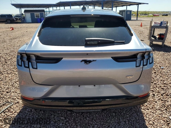 2022 Ford Mustang Mach-E California Route 1 z VIN 3FMTK2R75NMA49861, wystawiony jako Copart lot #46211484 z przebiegiem Nie podano mil oraz . Historia ofert i sprzedaży dostępna na DreamBid. Obrazek 6.