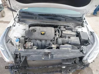 2021 Kia Forte LXS z VIN 3KPF24AD8ME360661, wystawiony jako IAAI lot #41955200 z przebiegiem 106 542 mil mil oraz . Historia ofert i sprzedaży dostępna na DreamBid. Obrazek 10.