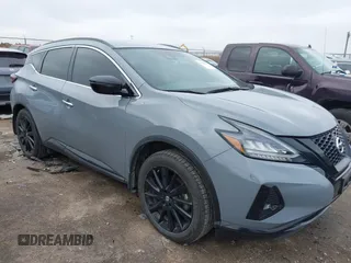 2022 Nissan Murano SV z VIN 5N1AZ2BJXNC126055, wystawiony jako IAAI lot #41487911 z przebiegiem 101 164 mil mil oraz . Historia ofert i sprzedaży dostępna na DreamBid. Obrazek 1.