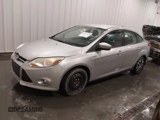 2012 Ford Focus SE with VIN 1FAHP3F24CL217049, listed as a IAAI auction lot 41825450 with 86,573 mi miles. Bid and sale history available at carsss.com. Image 2.