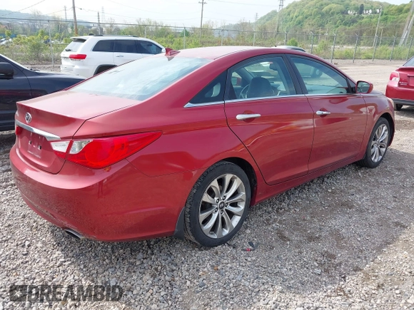 2013 Hyundai Sonata Limited with VIN 5NPEC4AC7DH799135, listed as a IAAI auction lot 42134001 with 142,212 mi miles and . Bid and sale history available at carsss.com. Image 4.