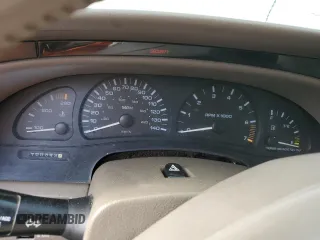1999 Oldsmobile Aurora with VIN 1G3GR62C4X4112642, listed as a Copart auction lot 48176035 with 100,342 mi miles and Salvage Title. Bid and sale history available at DreamBid. Image 9.
