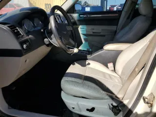 2005 Chrysler 300 with VIN 2C3AA53G55H182941, listed as a Copart auction lot 67077814 with 152,446 mi miles and Salvage Title. Bid and sale history available at carsss.com. Image 7.