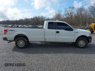 2013 Ford F-150 XL z VIN 1FTFX1EF9DKE83572, wystawiony jako IAAI lot #41435726 z przebiegiem 294 551 mil mil oraz . Historia ofert i sprzedaży dostępna na DreamBid. Obrazek 13.