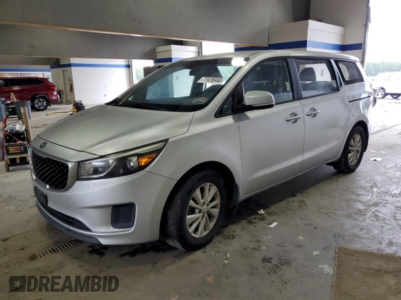 2016 Kia Sedona L with VIN KNDMA5C13G6111567, listed as a Copart auction lot 71928944 with 152,619 mi miles and Clean Title. Bid and sale history available at carsss.com. Image 1.