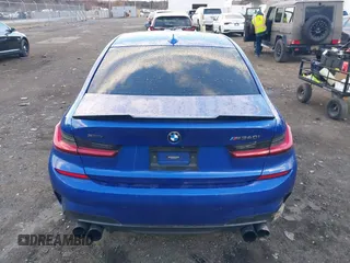 2020 BMW 3 Series M340i xDrive with VIN WBA5U9C00LFH03223, listed as a IAAI auction lot 41020498 with 58,775 mi miles and . Bid and sale history available at DreamBid. Image 16.
