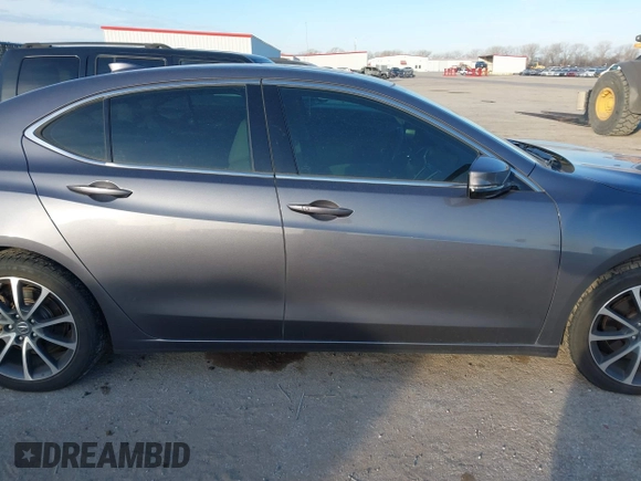 2018 Acura TLX with VIN 19UUB2F34JA008883, listed as a IAAI auction lot 41386586 with 57,928 mi miles. Bid and sale history available at carsss.com. Image 13.
