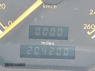 1995 Mercedes-Benz S с VIN WDBGA51E1SA220942, выставлен на аукционе IAAI как лот 42676222 с пробегом 204 200 миль миль и . История ставок и продаж доступна на DreamBid. Изображение 16.