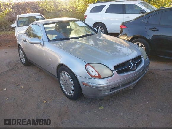 1998 Mercedes-Benz SLK 230/320 with VIN WDBKK47F8WF008582, listed as a IAAI auction lot 41958516 with 137,130 mi miles and . Bid and sale history available at DreamBid. Image 1.