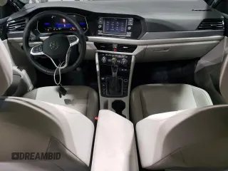 2024 Volkswagen Jetta SE with VIN 3VW7M7BU8RM017969, listed as a Copart auction lot 65220575 with 6,236 mi miles and Salvage title. Bid and sale history available at DreamBid. Image 8.