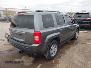 2012 Jeep Patriot Sport with VIN 1C4NJPBA4CD509247, listed as a IAAI auction lot 41843364 with 133,959 mi miles and . Bid and sale history available at DreamBid. Image 4.
