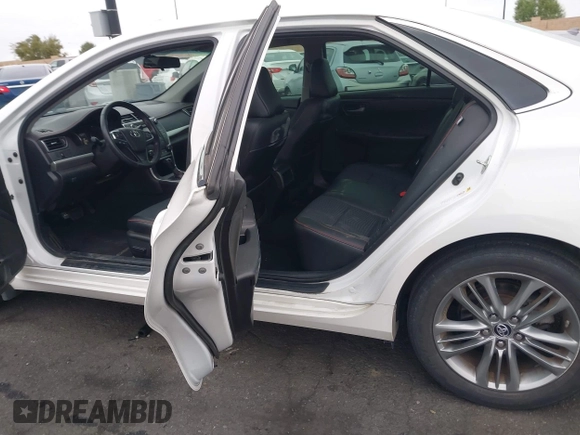 2015 Toyota Camry XLE with VIN 4T1BF1FK0FU094206, listed as a IAAI auction lot 42071968 with 110,165 mi miles. Bid and sale history available at carsss.com. Image 8.