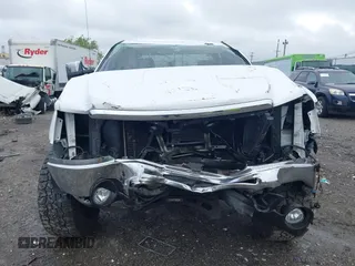 2010 GMC Sierra 1500 SLT z VIN 3GTRKWE35AG157530, wystawiony jako IAAI lot #42200182 z przebiegiem Nie podano mil oraz . Historia ofert i sprzedaży dostępna na DreamBid. Obrazek 11.