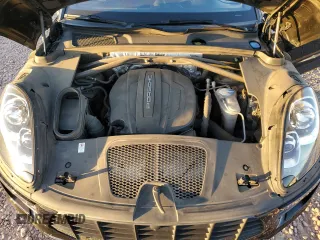 2017 Porsche Macan with VIN WP1AA2A51HLB00902, listed as a Copart auction lot 54910635 with 66,129 mi miles and Salvage title. Bid and sale history available at DreamBid. Image 11.
