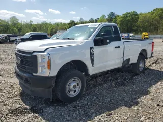 2023 Ford F-250 XL z VIN 1FTBF2BA4PED80868, wystawiony jako Copart lot #52189635 z przebiegiem Nie podano mil oraz Szkody całkowita. Historia ofert i sprzedaży dostępna na DreamBid. Obrazek 1.