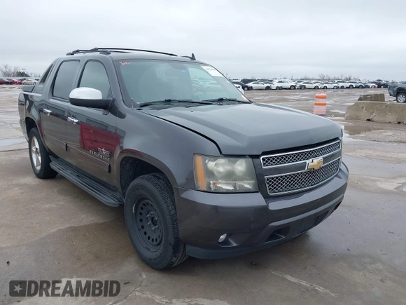 2011 Chevrolet Avalanche LS with VIN 3GNMCEE06BG129154, listed as a IAAI auction lot 41524963 with 236,029 mi miles and . Bid and sale history available at DreamBid. Image 1.