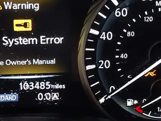 2019 Infiniti Q50 3.0t LUXE with VIN JN1EV7AP1KM512392, listed as a IAAI auction lot 40055915 with 103,485 mi miles. Bid and sale history available at carsss.com. Image 15.