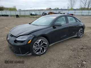 2023 Hyundai Ioniq 6 Preferred z VIN KMHM34AC5PA030233, wystawiony jako Copart lot #51842154 z przebiegiem 13 451 mil mil oraz . Historia ofert i sprzedaży dostępna na DreamBid. Obrazek 1.